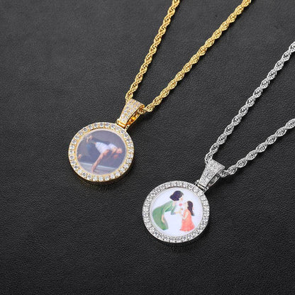 📸 Keep What Matters Close To Your Heart – The Elegant and Intimate Medallion Chain 💖
