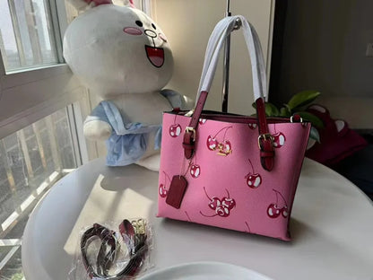 HIGH-END WOMEN'S SHOULDER BAG - EVERYDAY ELEGANCE ✨