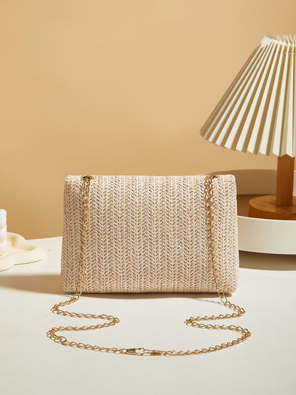 🌿 Natural Elegance – The Straw Bag that is both Chic and casual! ☀️